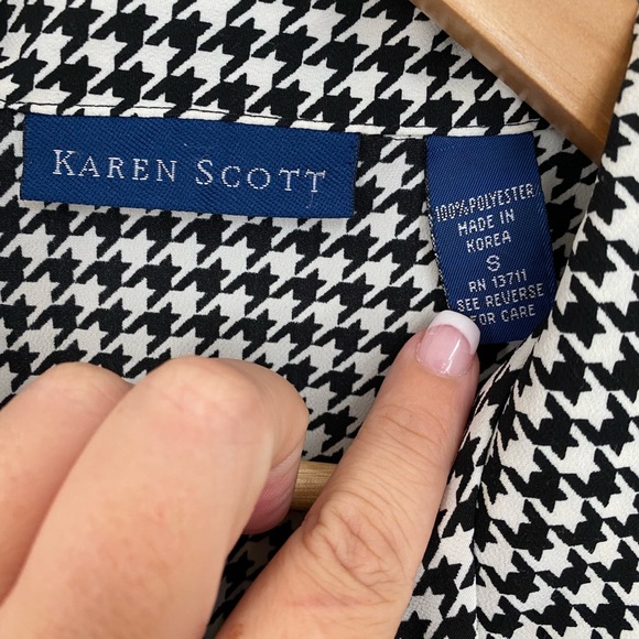 Karen Scott • Houndstooth Black & White Pattern Button Down Longsleeve Blouse - Picture 4 of 13